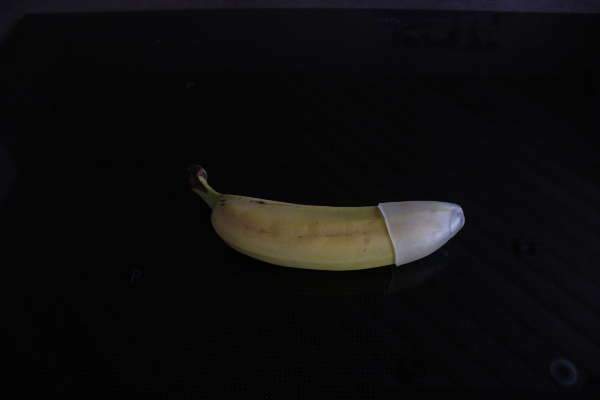 Phallosan Forte Schutzkappe auf Banane